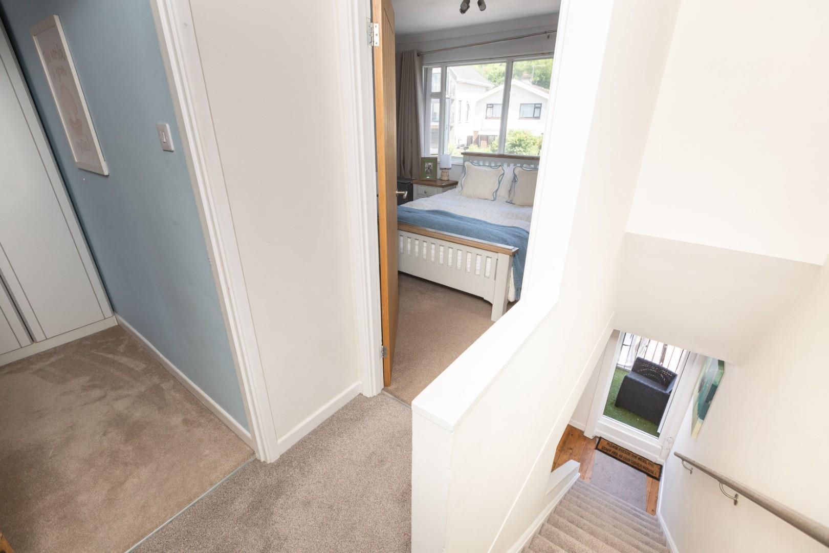 Plunch Lane, Mumbles, Swansea, SA3 4JE